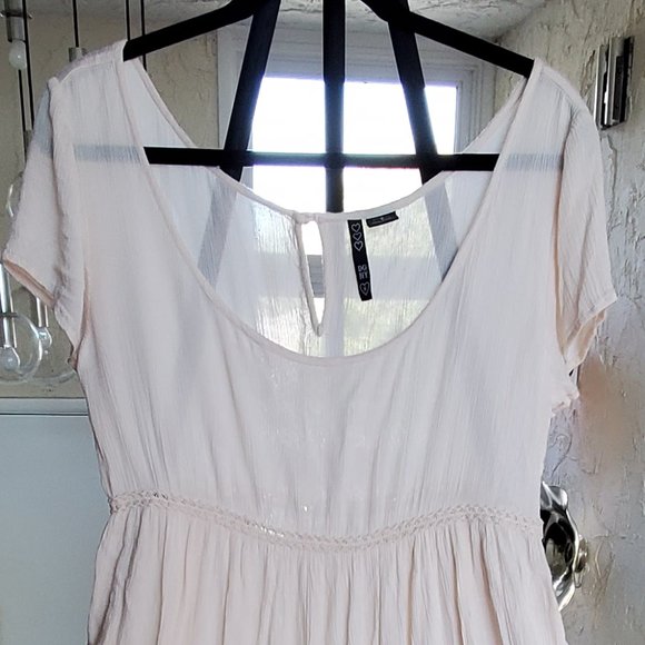DGNY Dresses & Skirts - Boho Babydoll Dress